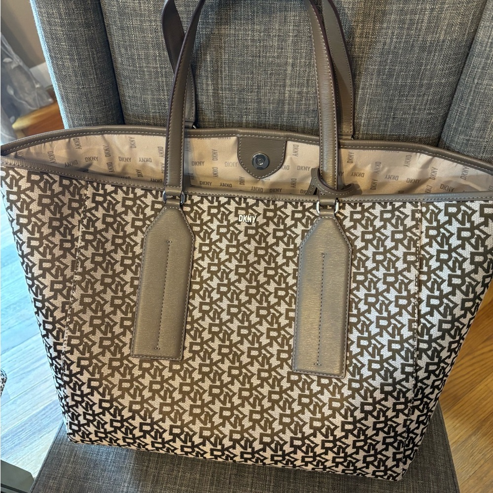 DKNY tote bag